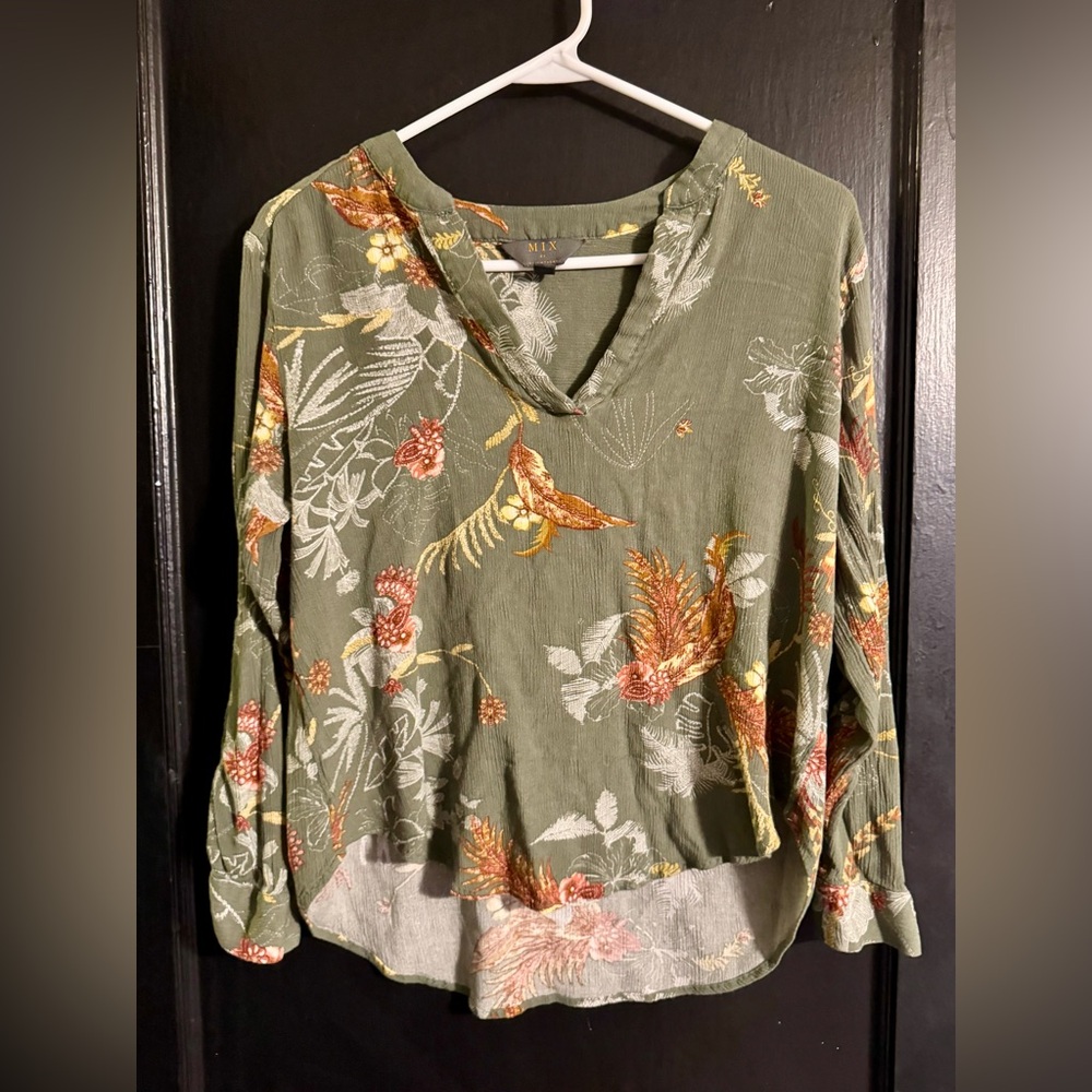 Mix 41 Hawthorn Olive Green Floral V-Neck Long Sleeve Top